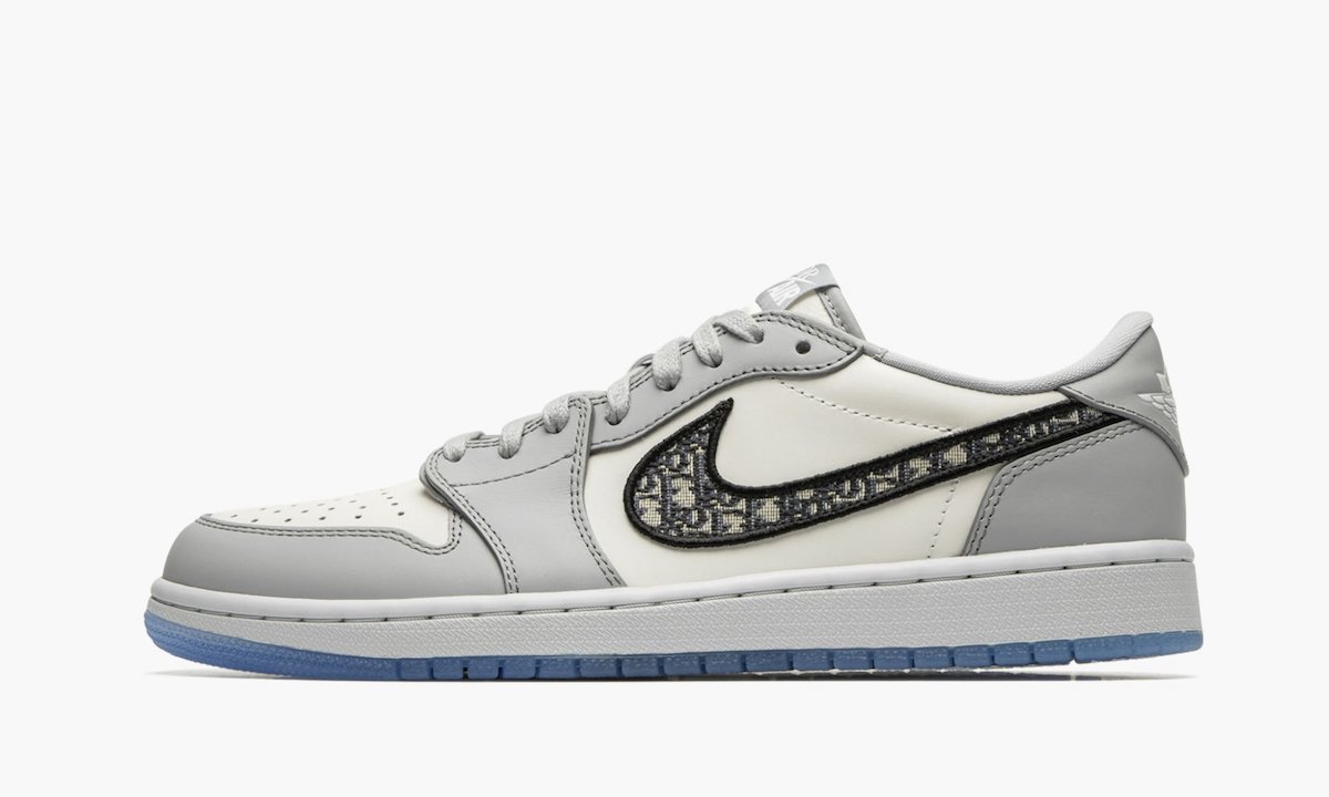 نایک ایرجردن 1 لو دیور Air Jordan 1 Low Dior نایک ایرجردن 1 لو دیور Air Jordan 1 Low Dior
